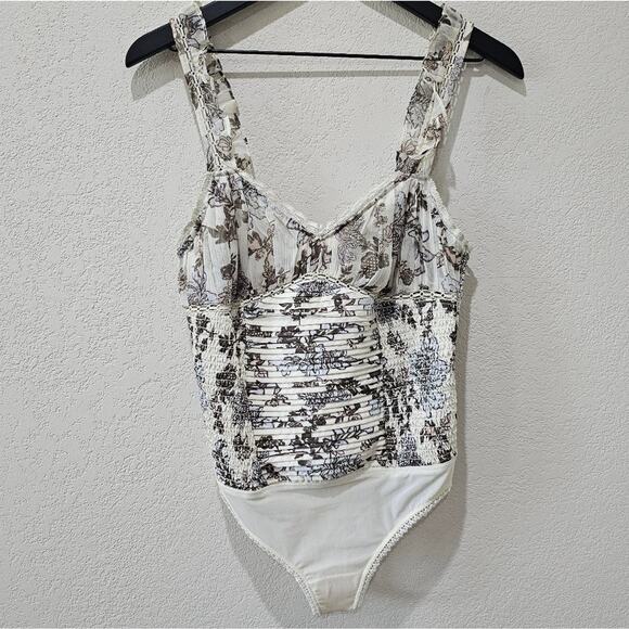 NWT Free People Weekend Plans Bodysuit Size Small - Picture 5 of 13